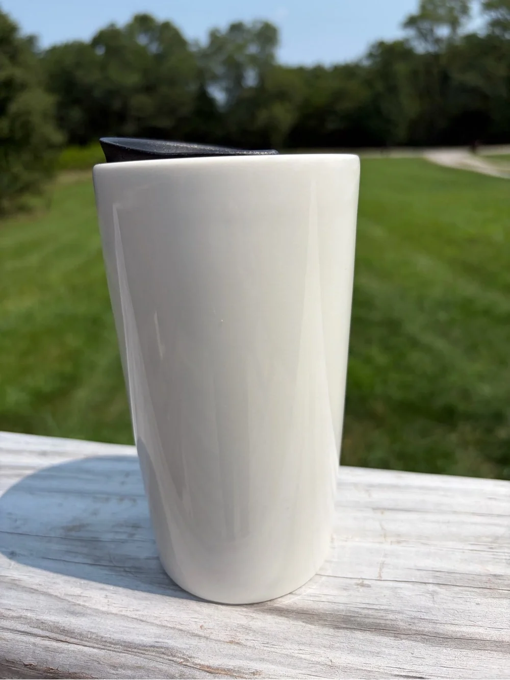 Starbucks Embossed Siren Mermaid White Ceramic Coffee Tumbler Cup Mug w/Lid 12oz